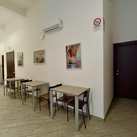 Cortile Dei Giusti - Combo Guesthouse Palermo Exterior photo